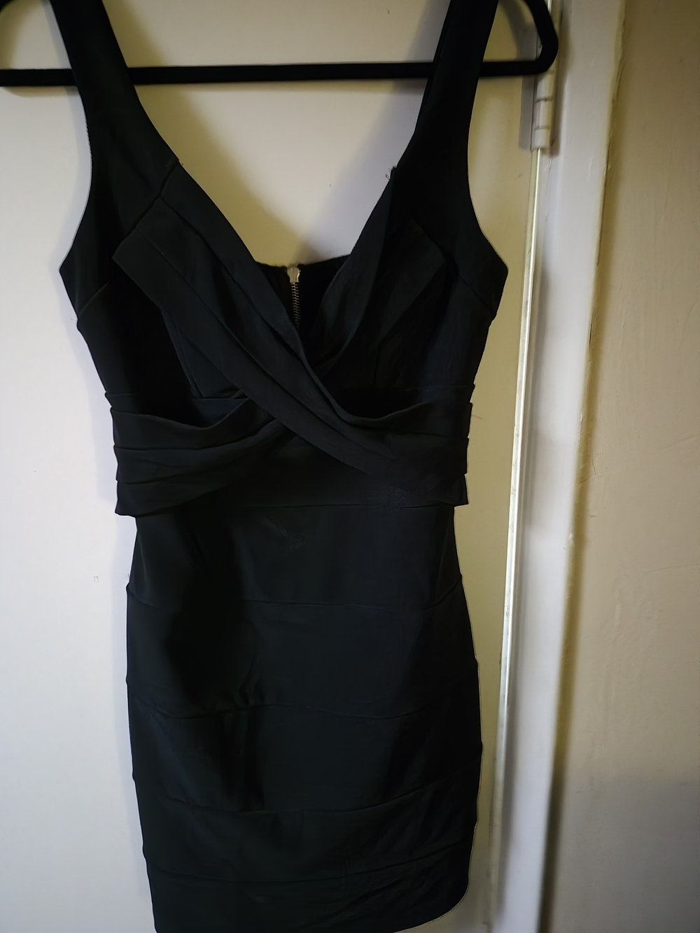 Classic Black Sleeveless Cocktail Dress